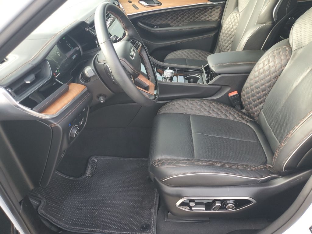 Used Car 2023 Jeep Grand Cherokee  Summit Reserve 4xe For Sale Under $50,000 In Austin, Texas