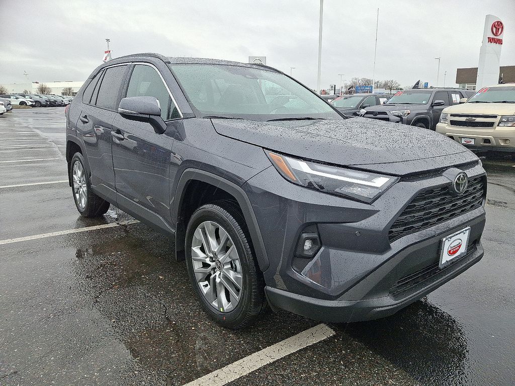 Thumbnail: 2025 Toyota RAV4 - 2