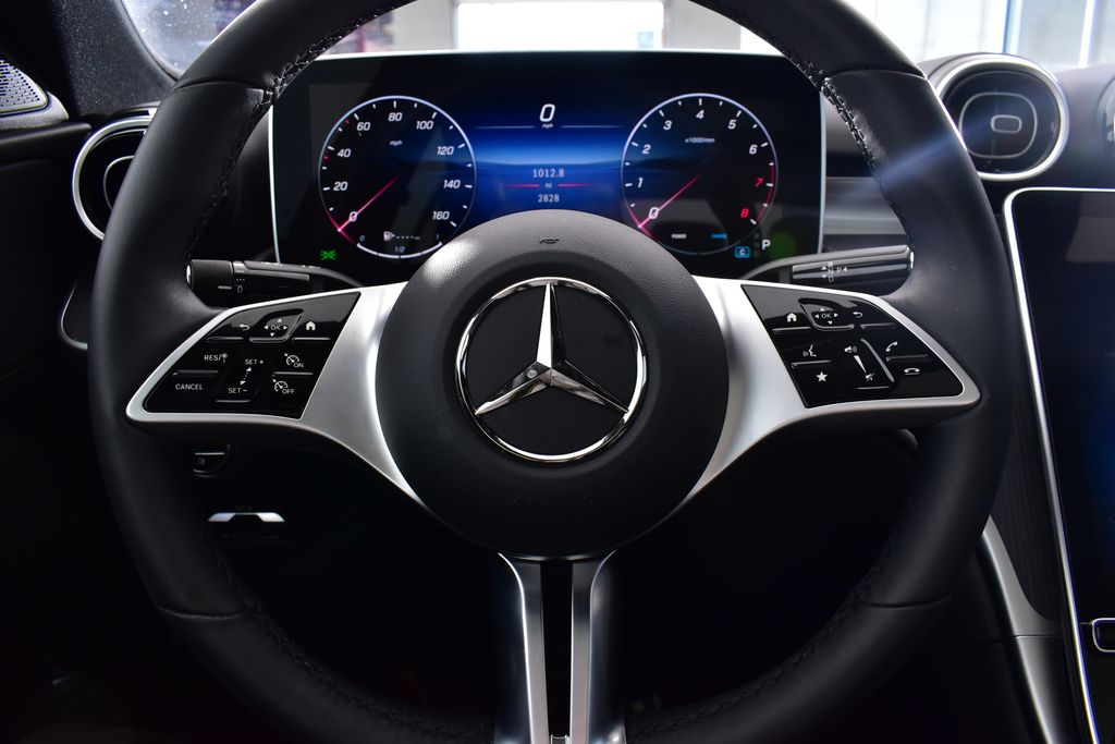 Thumbnail: 2025 Mercedes-Benz C-Class - 15