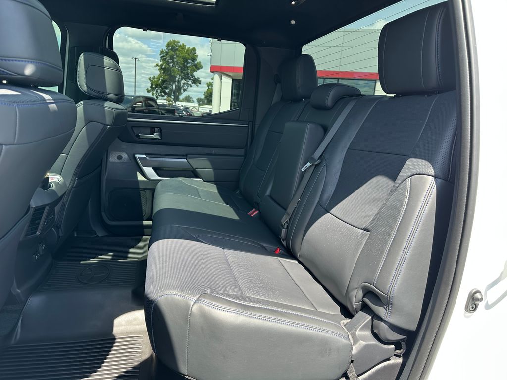 2025 Toyota Tundra Hybrid Platinum