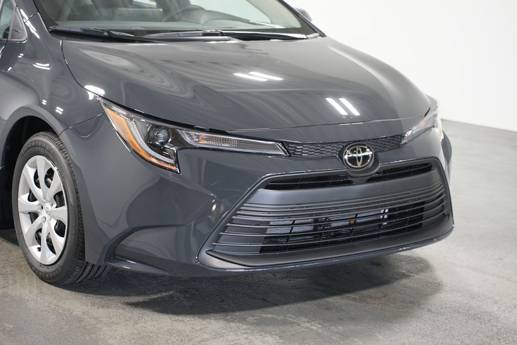 Thumbnail: 2025 Toyota Corolla - 4