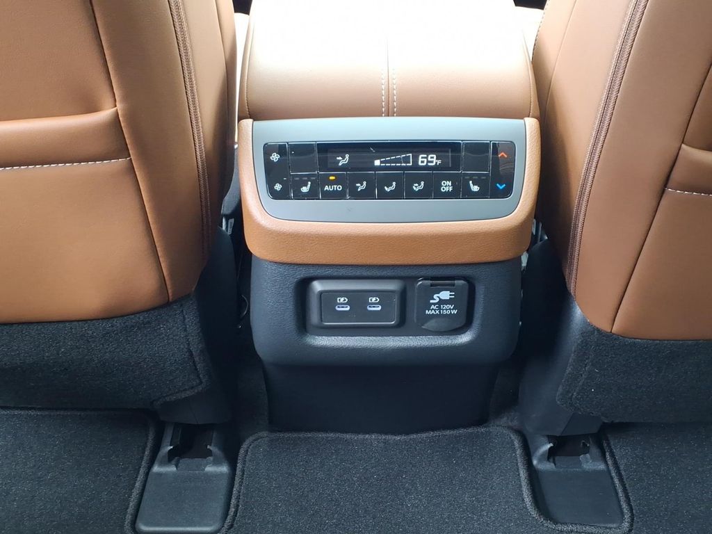 New 2026 White Nissan Platinum image 26