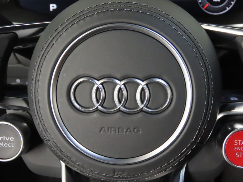 Thumbnail: 2018 Audi R8 - 22