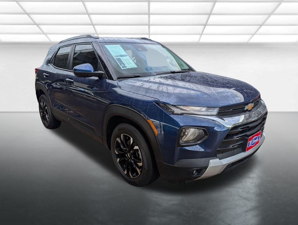 Blue Glow Metallic 2023 Chevrolet Trailblazer SUV / Crossover Front-Wheel Drive Continuously Variable Transmission