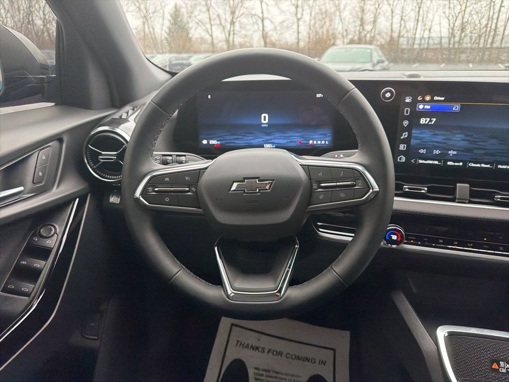 Thumbnail: 2026 Chevrolet Equinox - 12