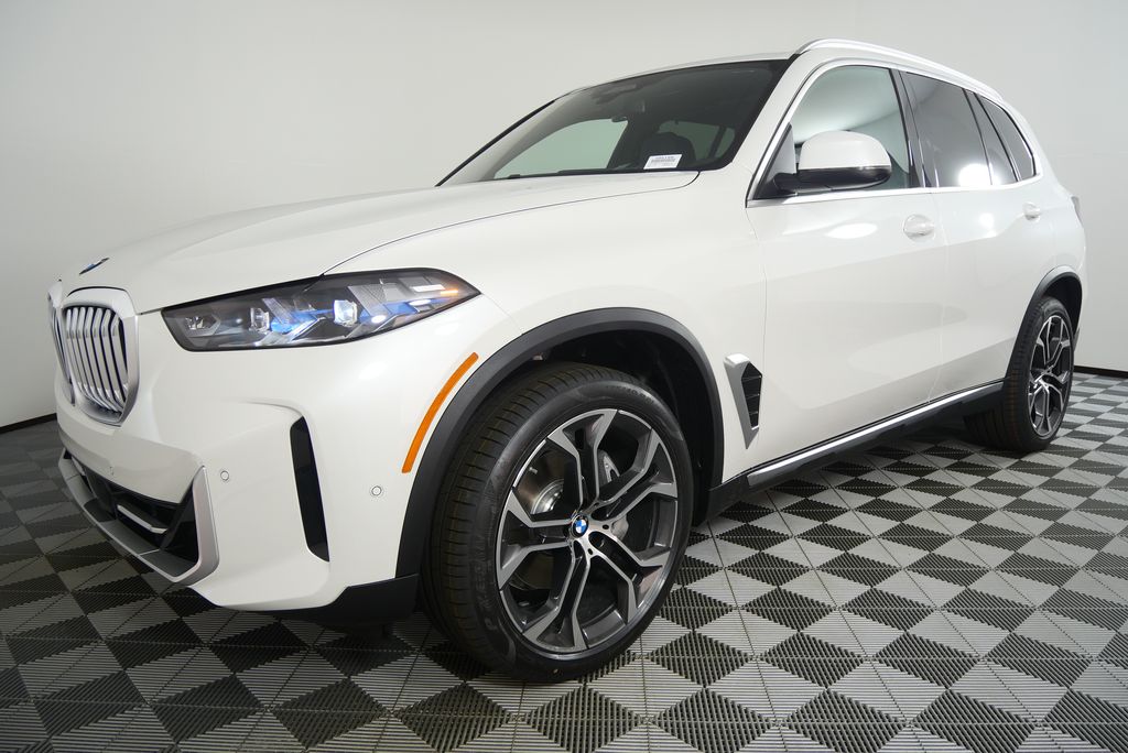 Thumbnail: 2026 BMW X5 - 8