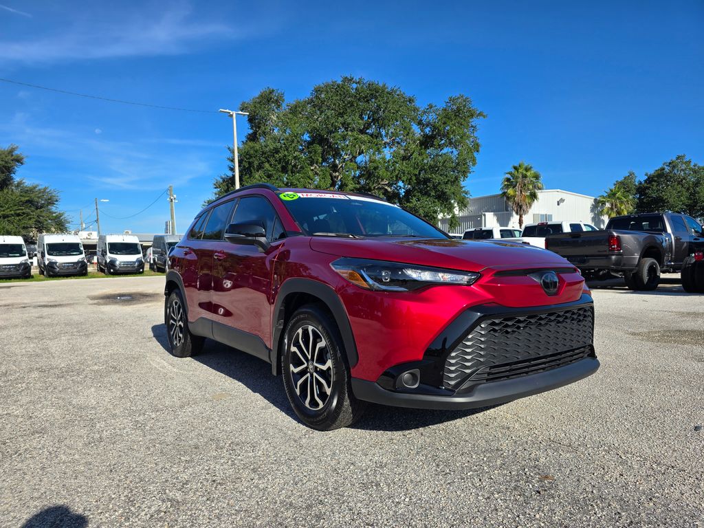2025 Toyota Corolla Cross Hybrid SE