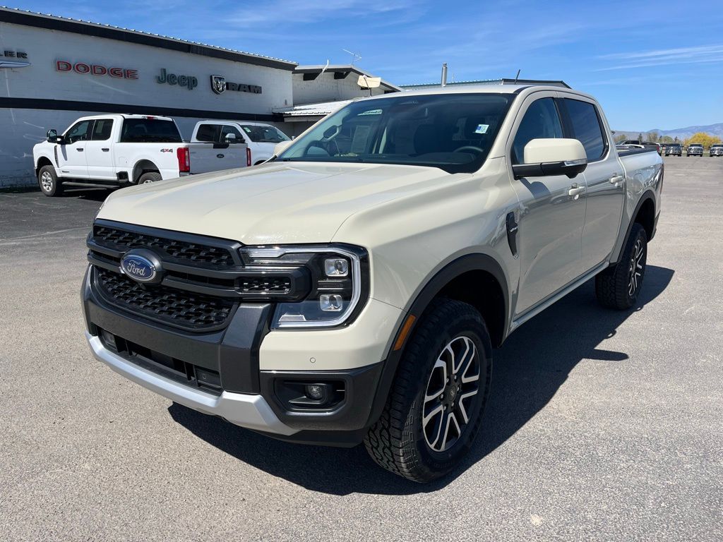 Desert Sand 2025 Ford Ranger Lariat SuperCrew 4WD Pickup Truck Four-Wheel Drive Automatic