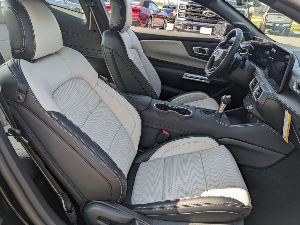 2025 Ford Mustang GT Premium Fastback