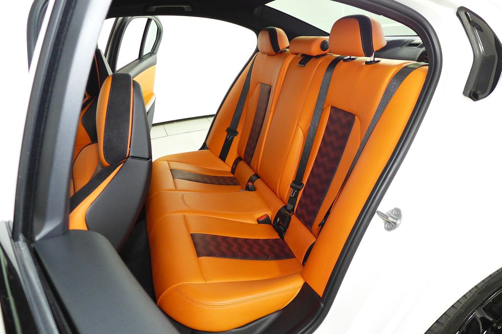 Thumbnail: 2021 BMW M3 - 20