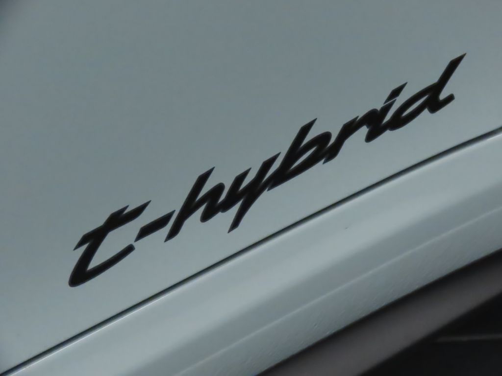 Thumbnail: 2025 Porsche 911 - 21