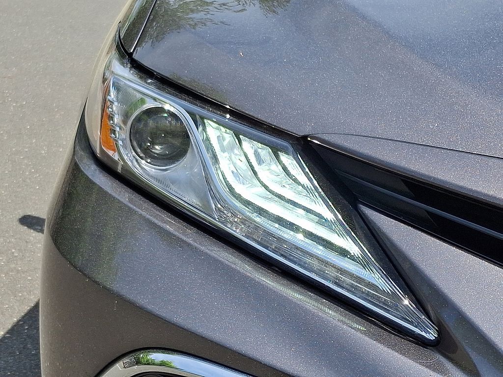 2022 Toyota Camry XLE 9