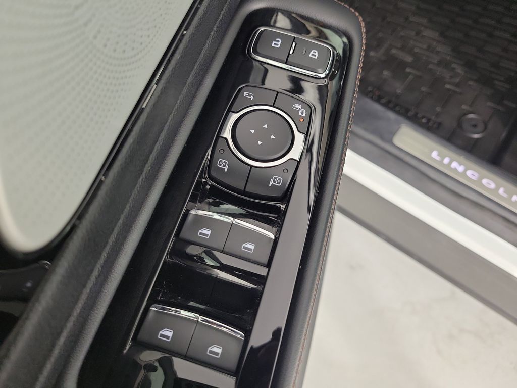2021 Lincoln Aviator Reserve White at Bayshore Chrysler Jeep Dodge Ram