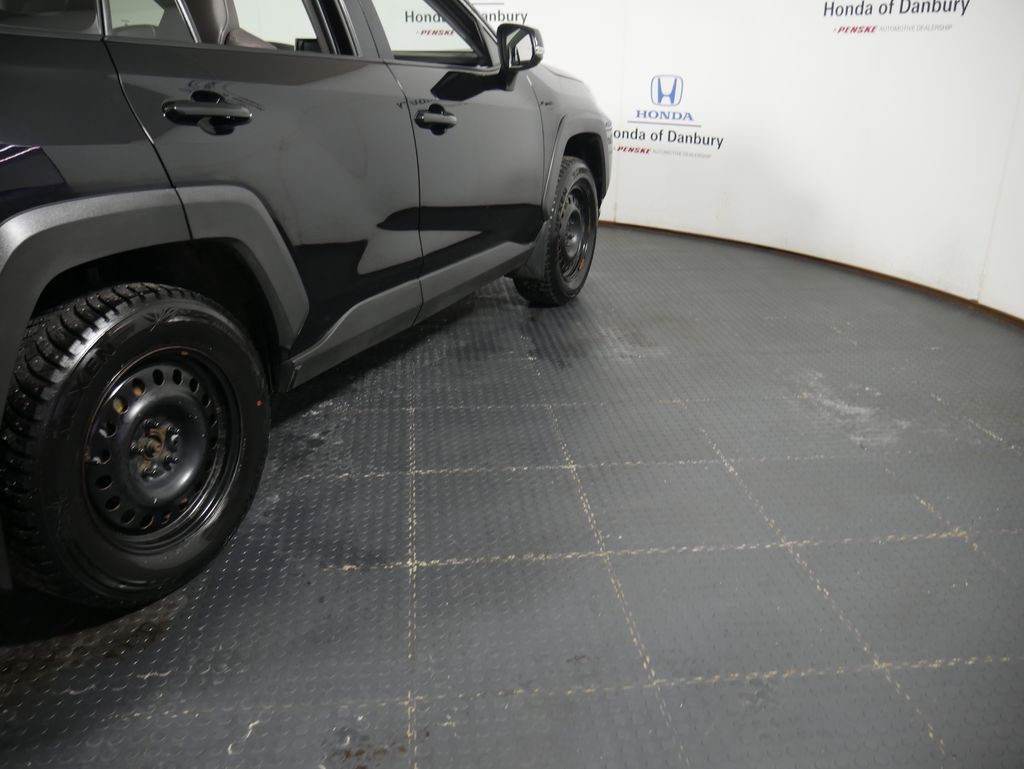 Thumbnail: 2019 Toyota RAV4 - 5