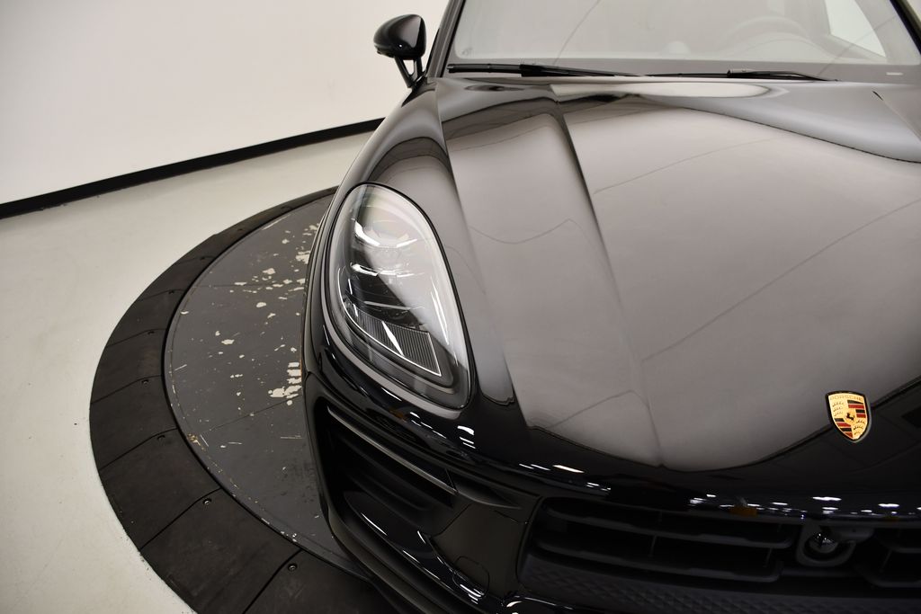 Thumbnail: 2025 Porsche Macan - 12