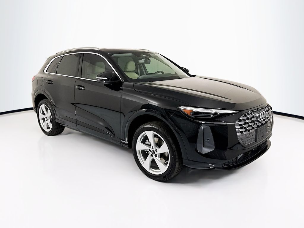 Thumbnail: 2026 Audi Q5 - 3