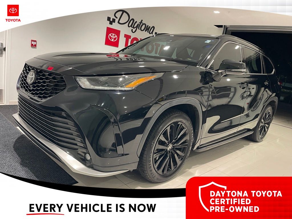 Used 2023 Toyota Highlander SUV