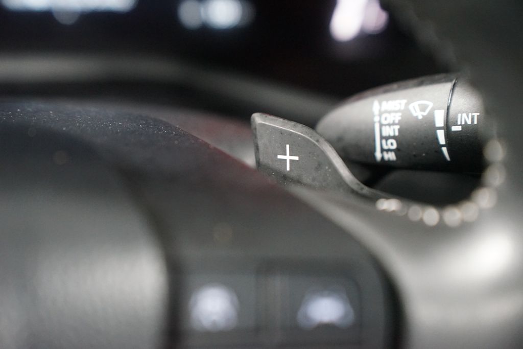 Thumbnail: 2025 Toyota Camry - 15