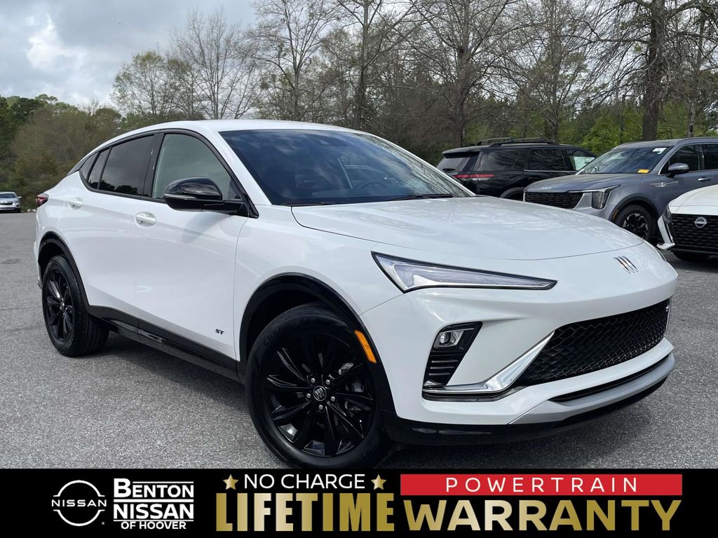 Summit White 2025 Buick Envista Sport Touring FWD SUV / Crossover Front-Wheel Drive 6-Speed Automatic