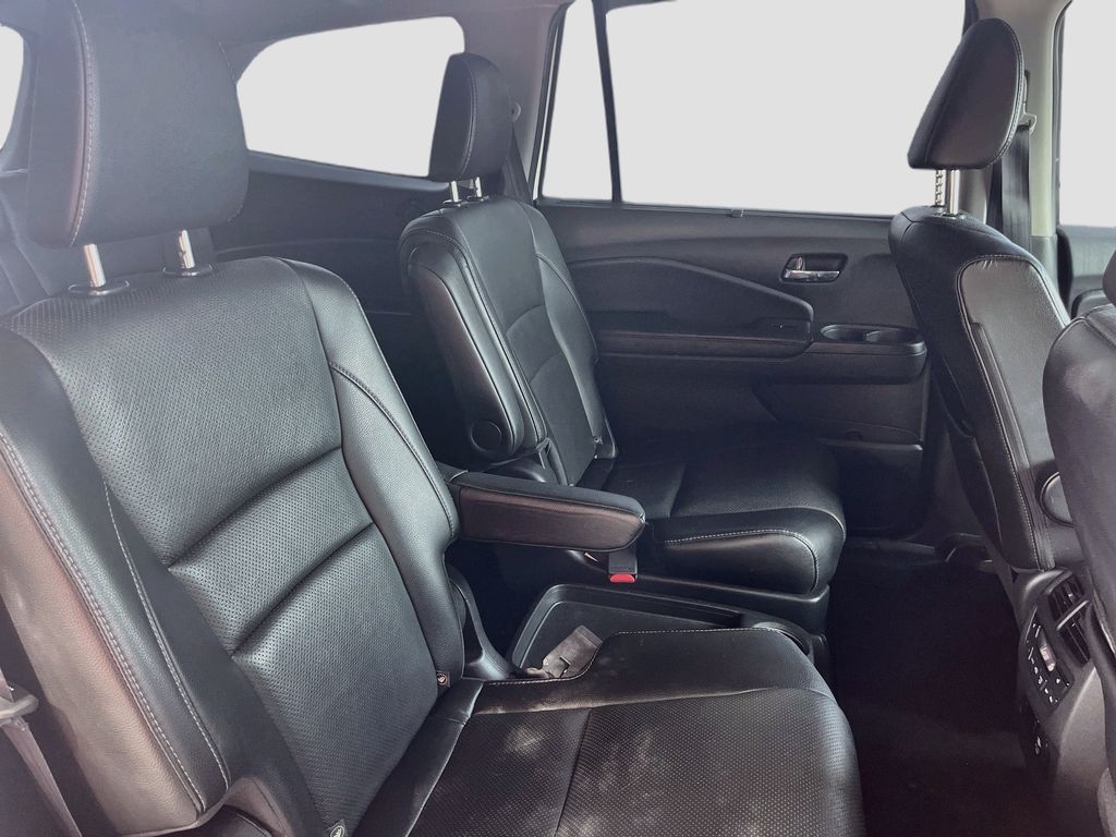 Used 2019 White Honda Elite image 30