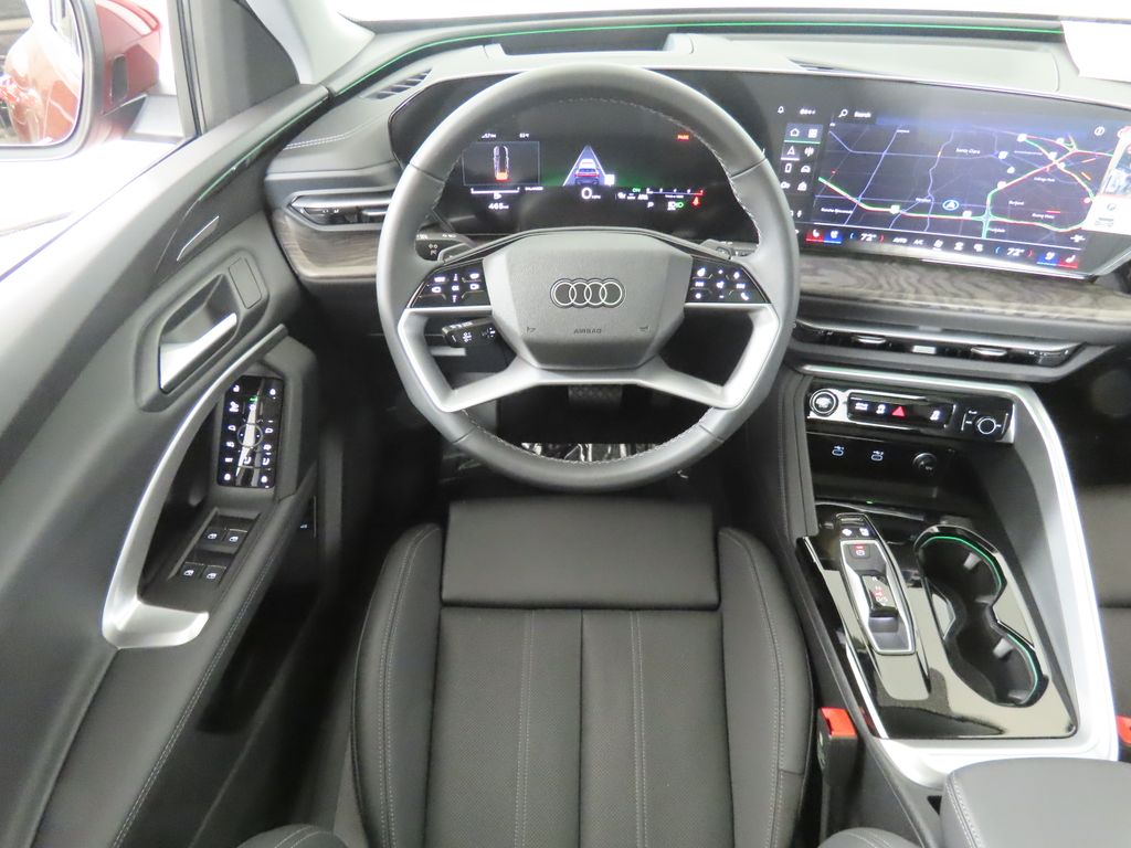 Thumbnail: 2025 Audi Q5 - 13