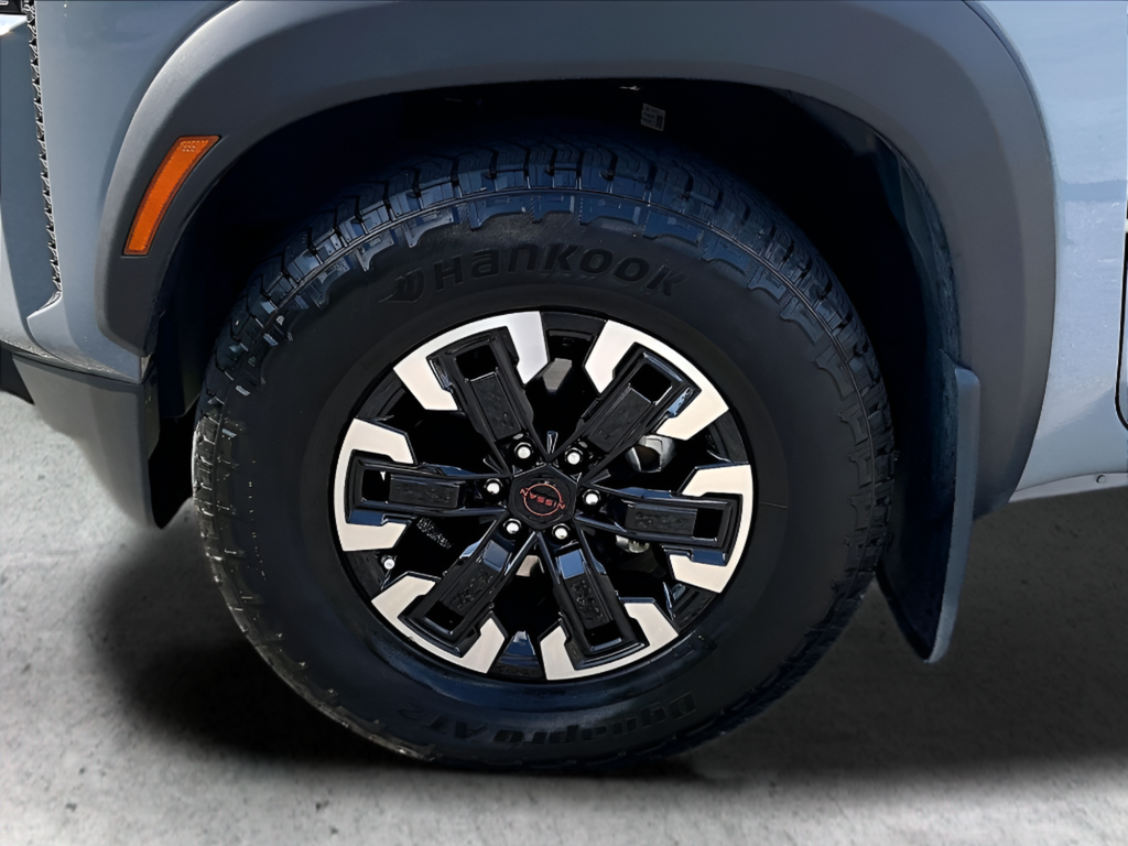 Used 2024 Nissan Frontier PRO-X 4D Crew Cab