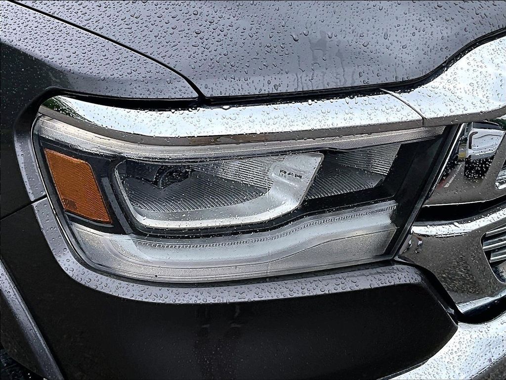 2021 Ram 1500 — photo 30