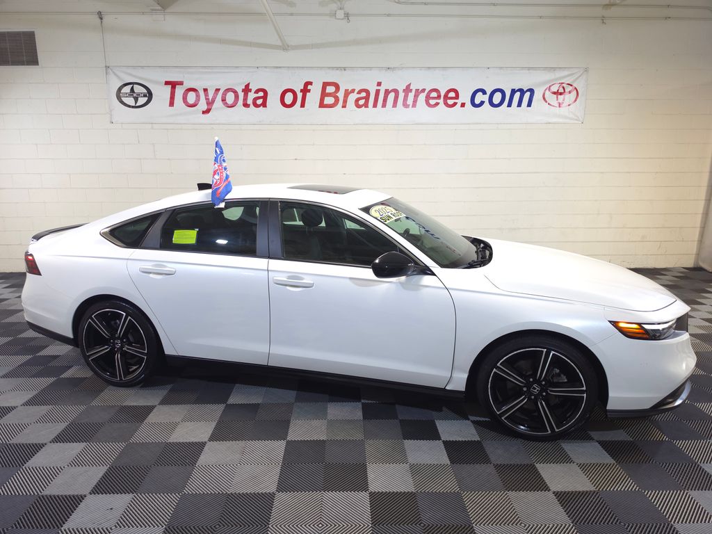 2025 Honda Accord Hybrid Sport