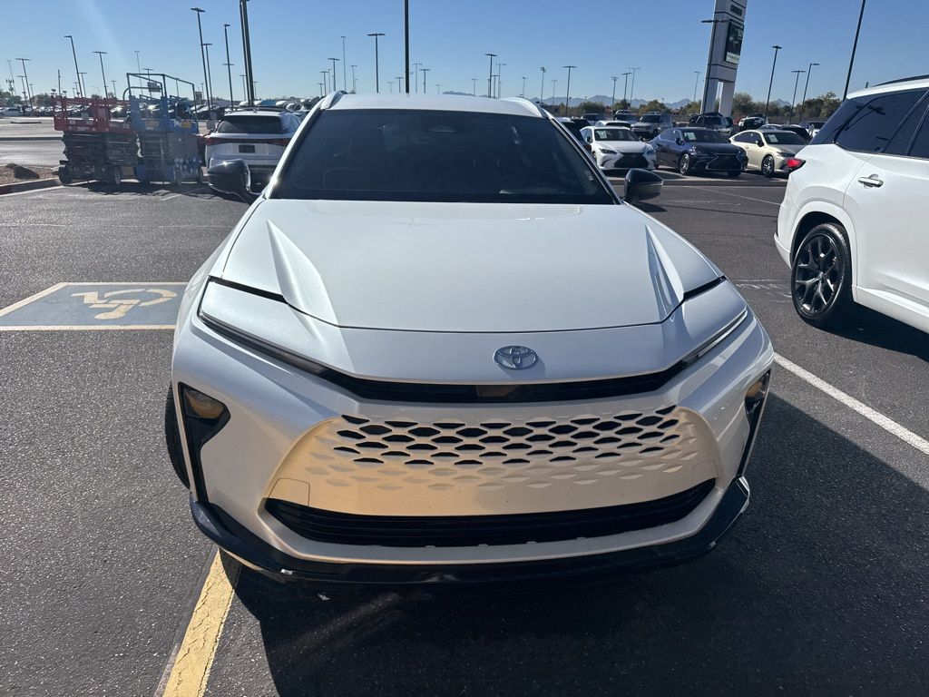 Thumbnail: 2025 Toyota Crown Signia - 2