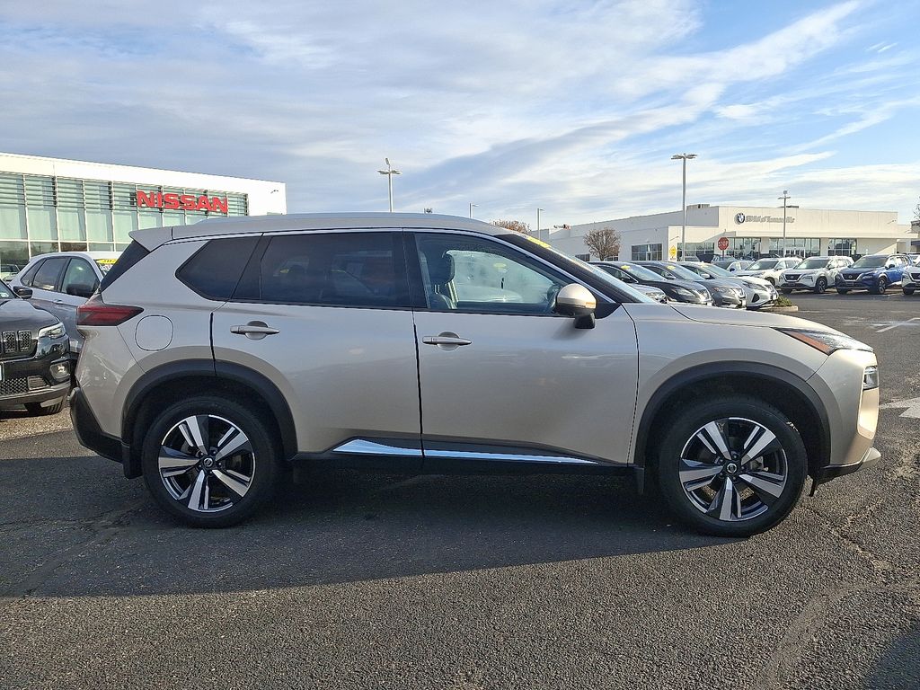 Thumbnail: 2021 Nissan Rogue - 7