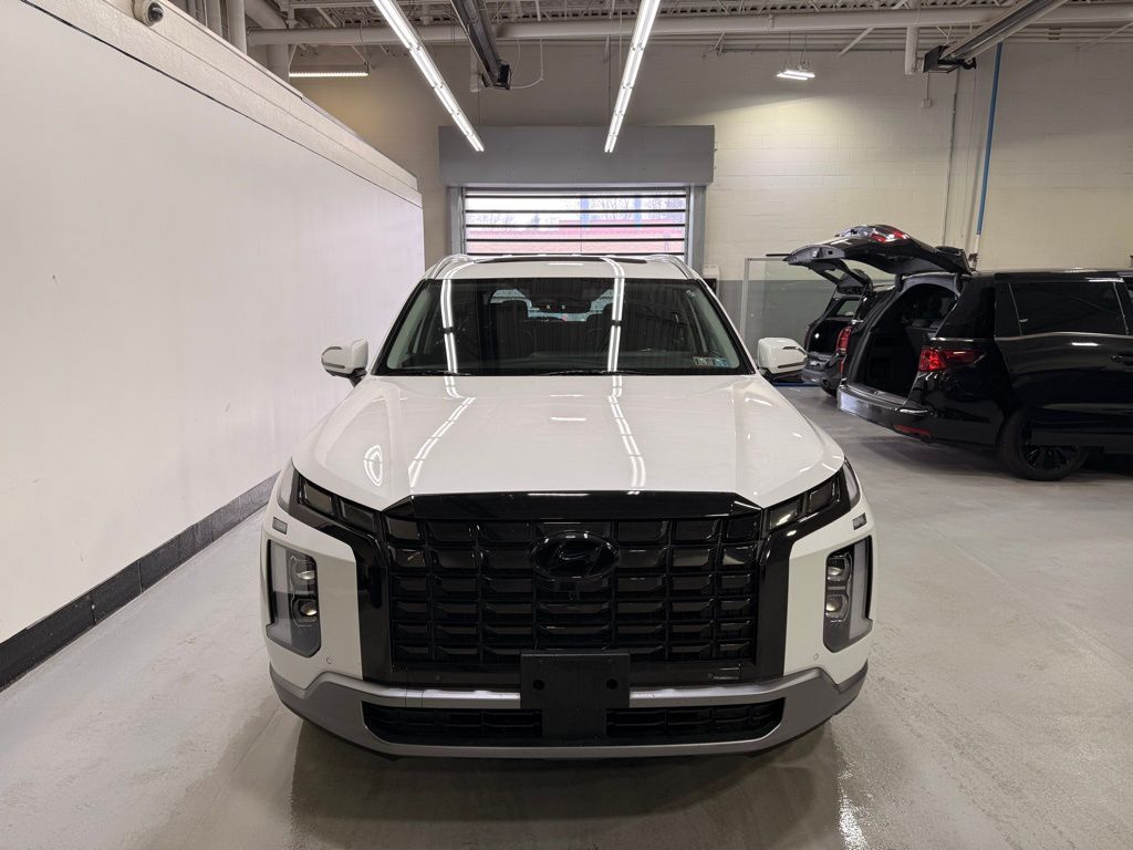 Thumbnail: 2023 Hyundai Palisade - 8