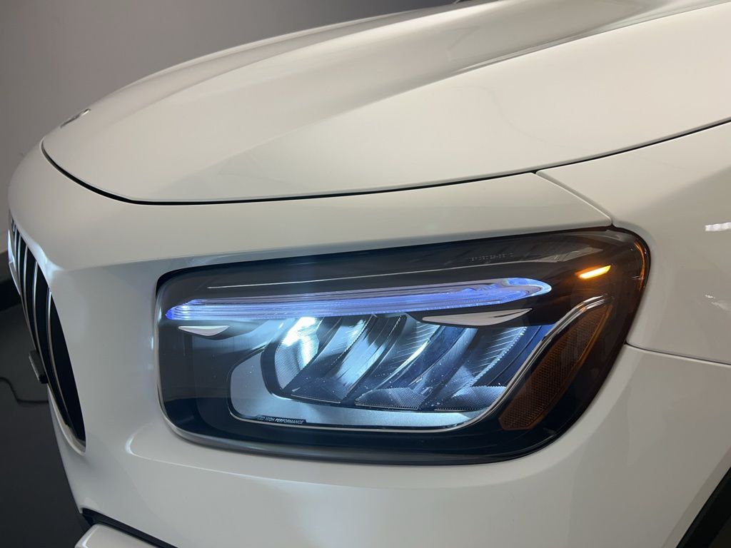 Thumbnail: 2026 Mercedes-Benz GLB - 9