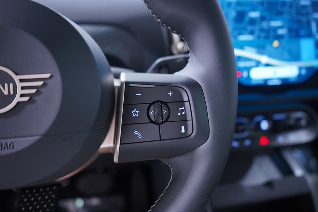 Thumbnail: 2026 MINI Cooper Countryman - 19