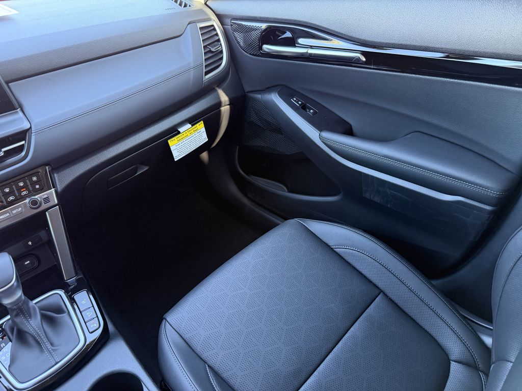 new 2026 Kia Seltos car, priced at $24,323