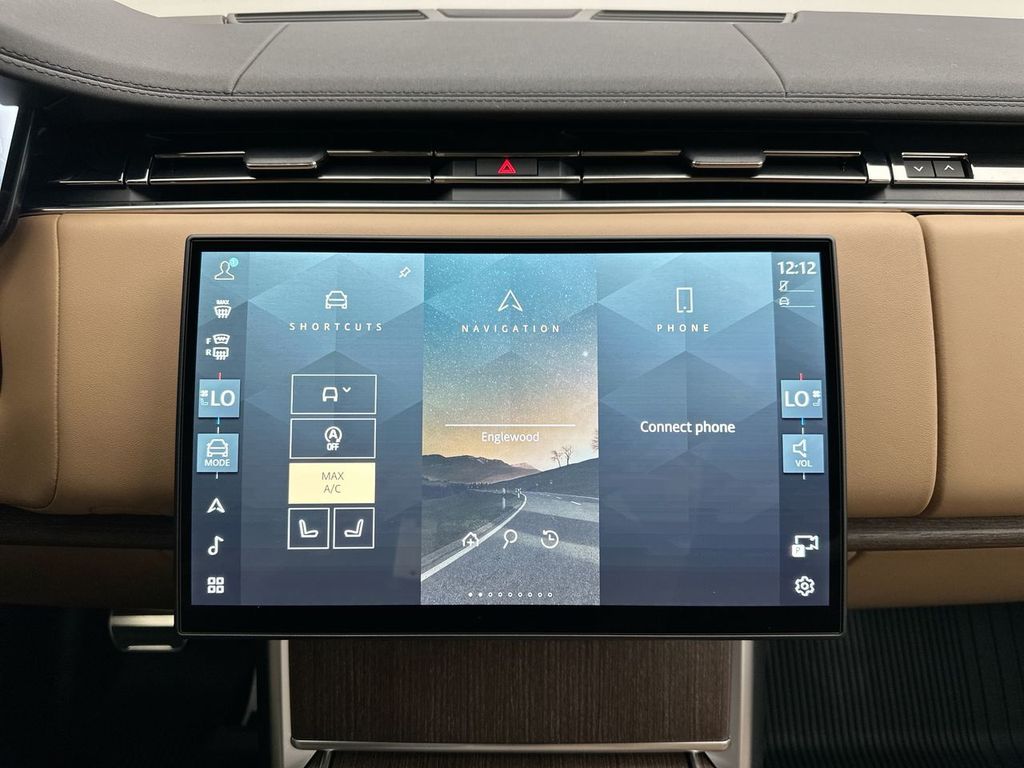 Thumbnail: 2026 Land Rover Range Rover - 21