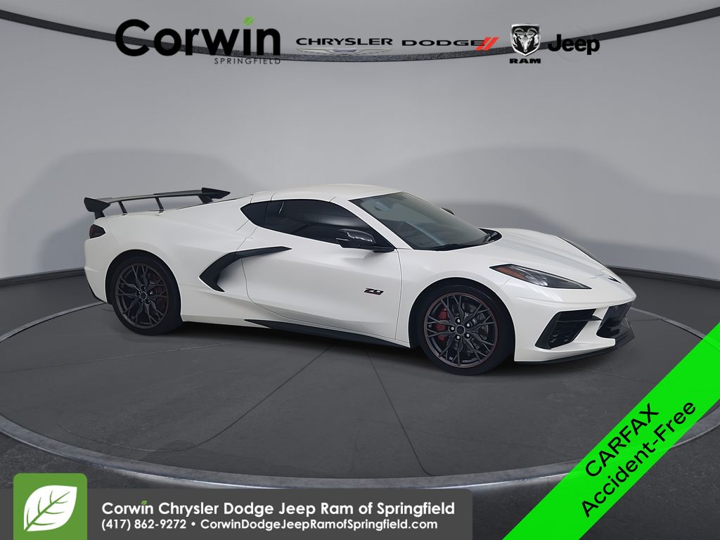White Pearl Metallic Tricoat 2023 Chevrolet Corvette Coupe Rear-Wheel Drive 8-Speed Dual Clutch
