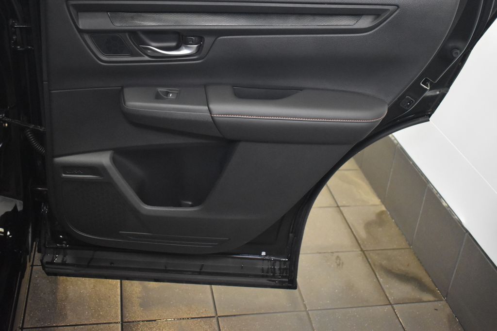 2025 Honda CR-V Sport-L 31