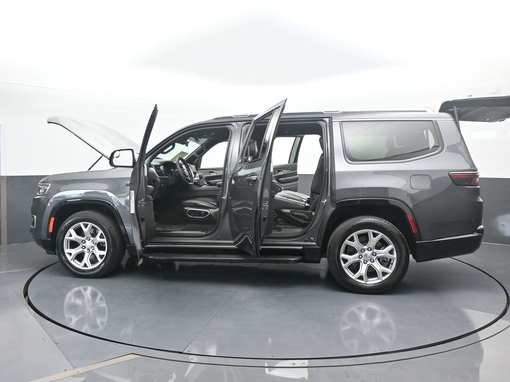 Used 2022 Baltic Gray Metallic Clearcoat Jeep Series II image 76