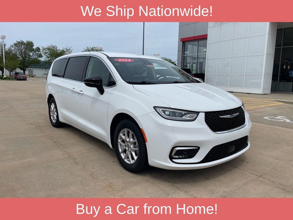 Bright White Clearcoat 2024 Chrysler Pacifica Minivan Front-Wheel Drive 9-Speed Automatic