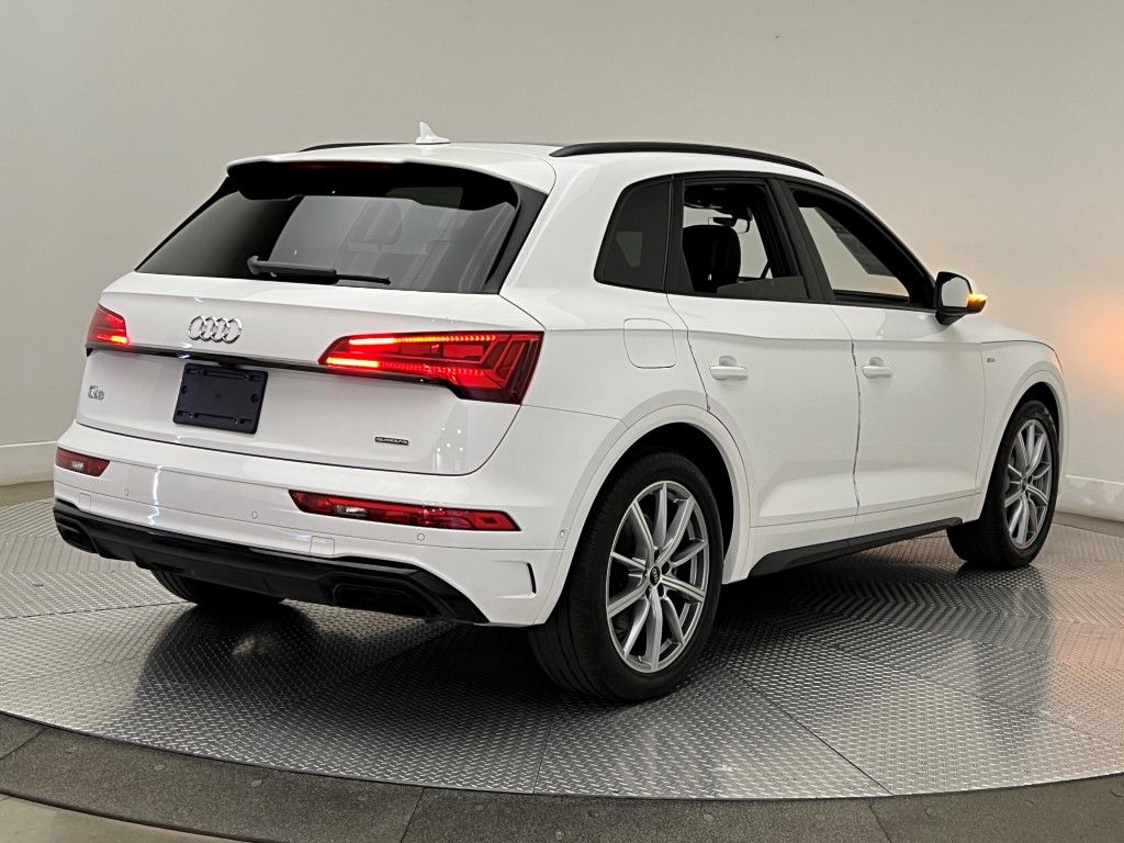 Thumbnail: 2023 Audi Q5 - 5