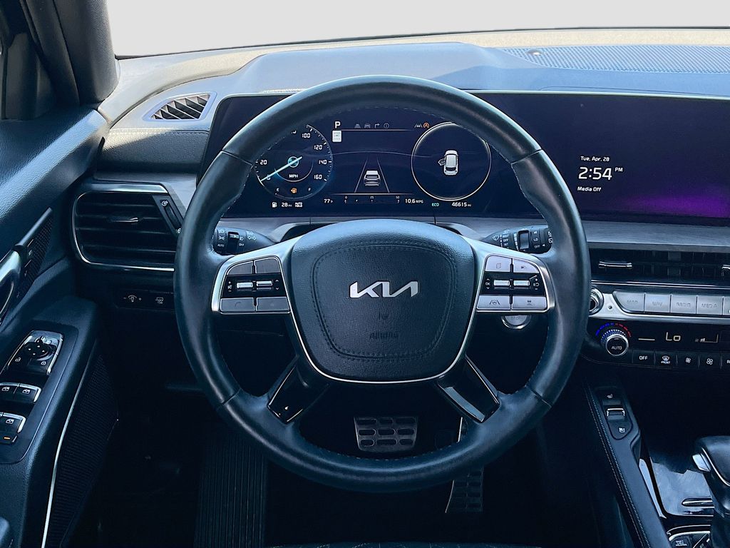 Used 2024 Black Kia SX X-Line image 11