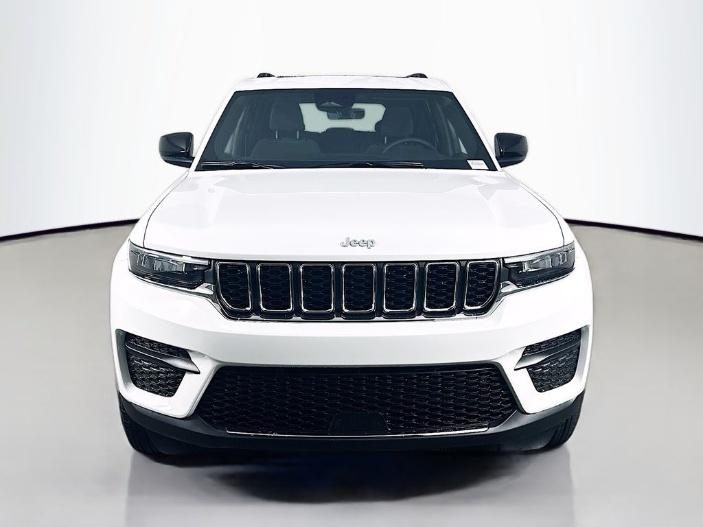 New 2025 White Jeep Laredo X image 2