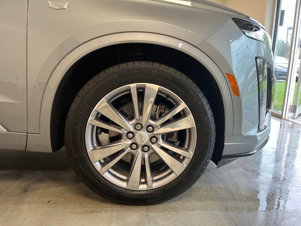 used 2024 Cadillac XT6 car, priced at $43,500