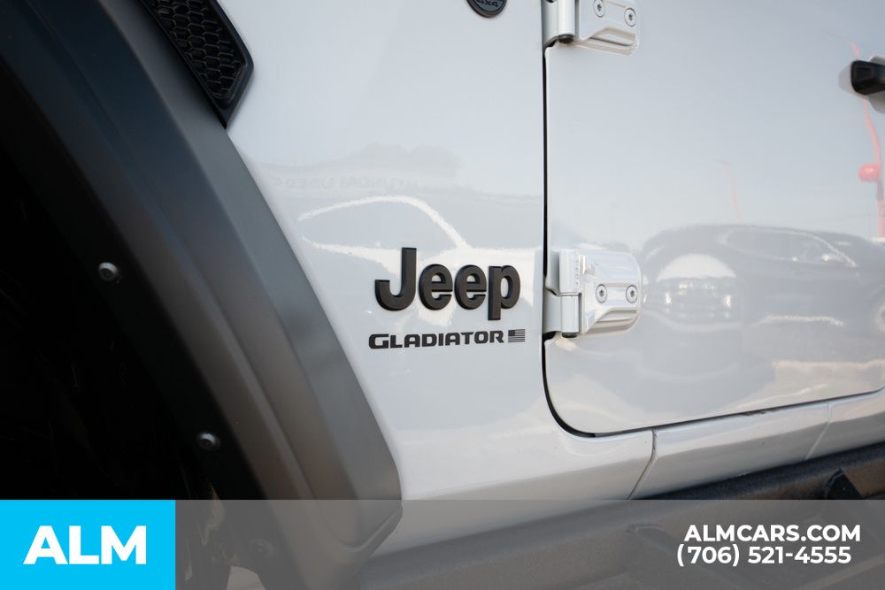 2023 Jeep Gladiator Sport photo 16