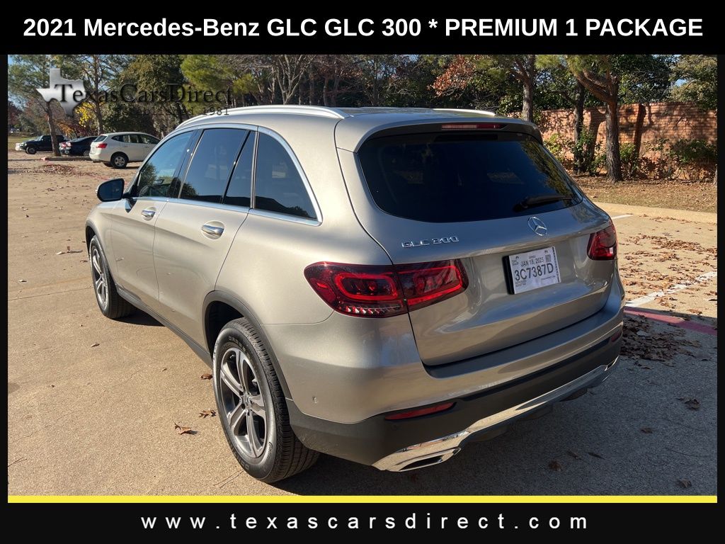 2021 Mercedes-Benz GLC GLC 300 3