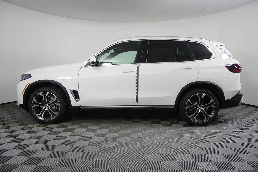 Thumbnail: 2026 BMW X5 - 6