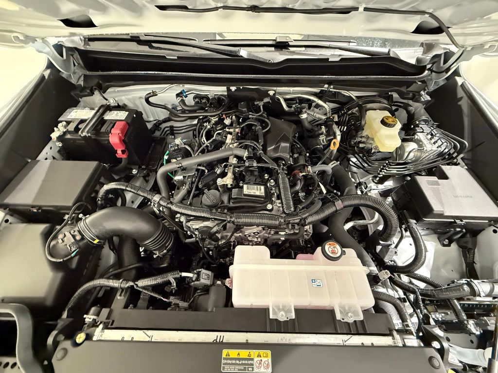 Thumbnail: 2025 Toyota Tacoma - 10