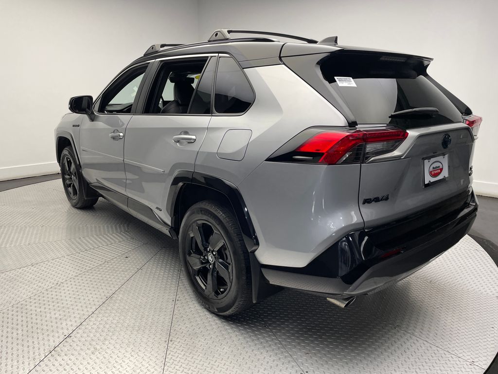 2021 Toyota RAV4 XSE 7