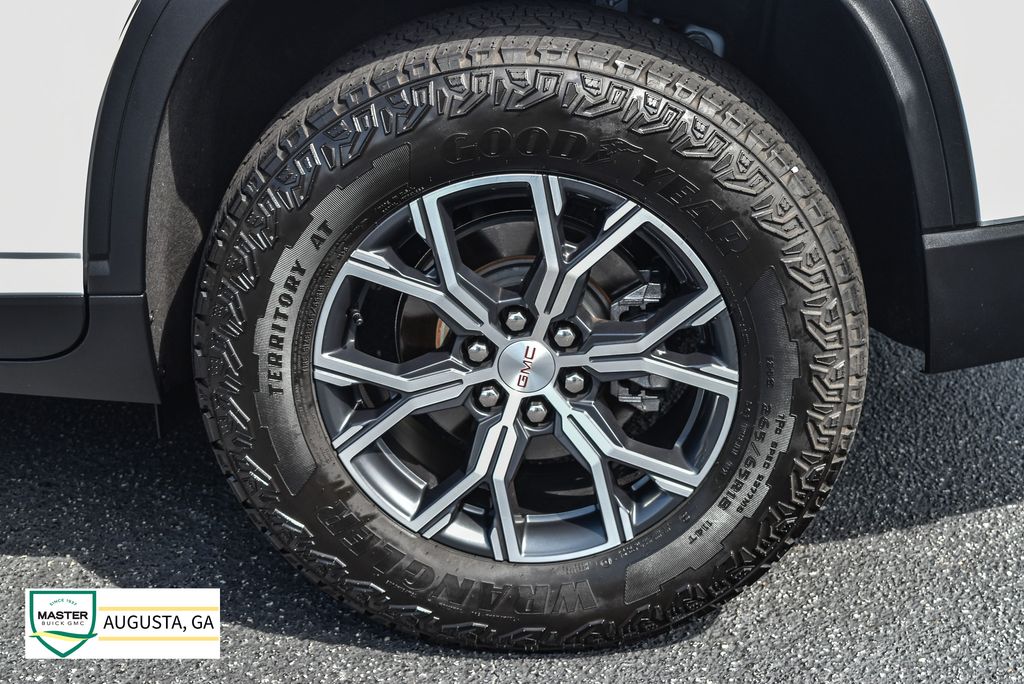 Used 2025 GMC Acadia SUV