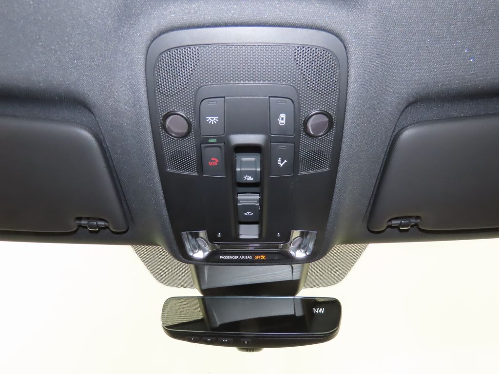 Thumbnail: 2025 Audi Q3 - 25